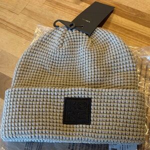 Head KORE Tan Waffle Knit Beanie NWT